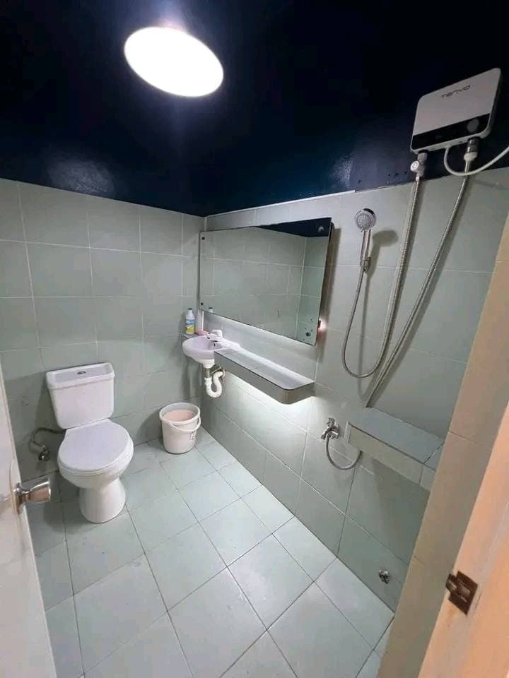 Newly vacant HOUSE FOR RENT: - photo 12