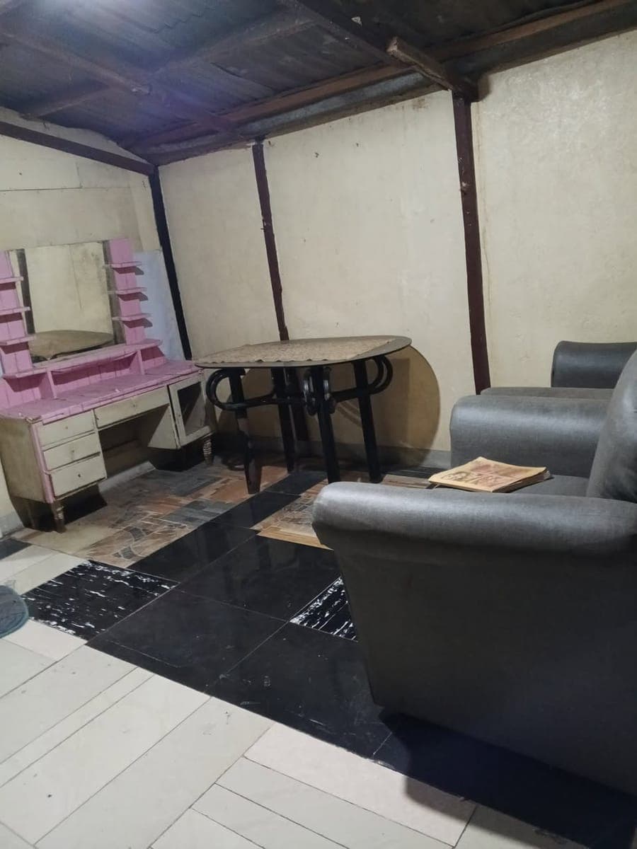 Room for rent it's 4k with kitchen,own cr - photo 4