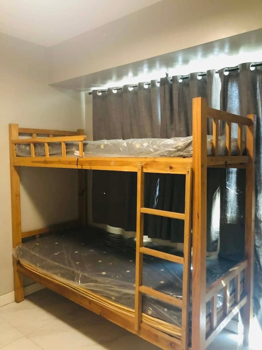 MALE BEDSPACE IN MONARCH PARKSUITES‼️ - photo 2