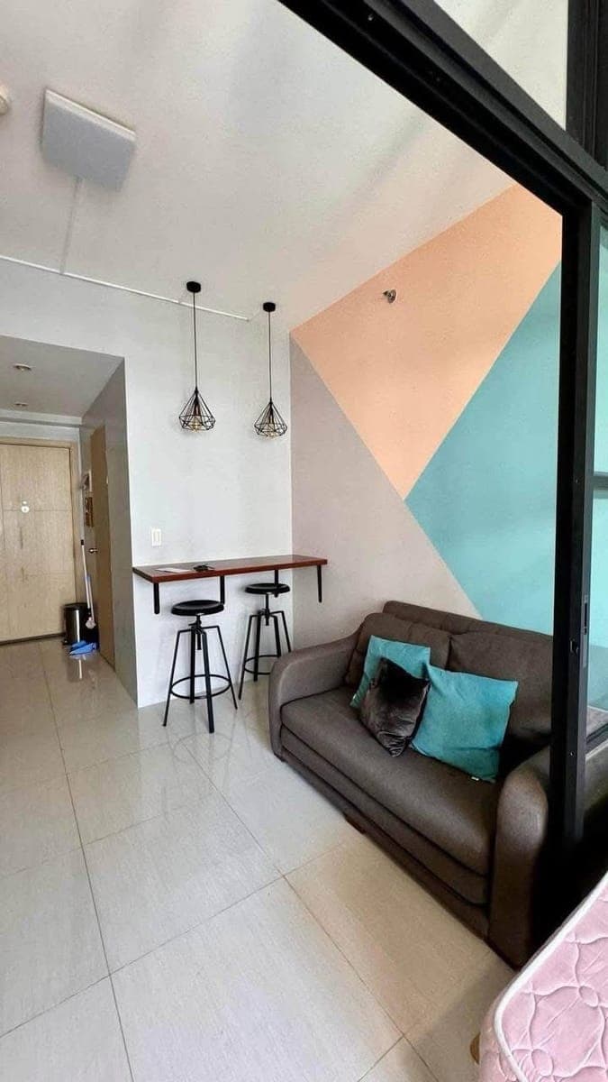 17K MONTHLY | 1-BEDROOM WITH BALCONY  FIELD RESIDENCES‼️ - photo 2