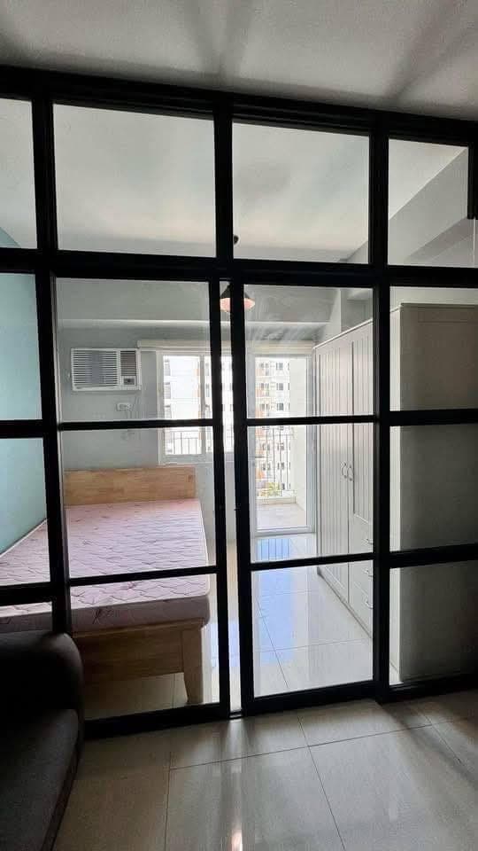 17K MONTHLY | 1-BEDROOM WITH BALCONY  FIELD RESIDENCES‼️ - photo 4