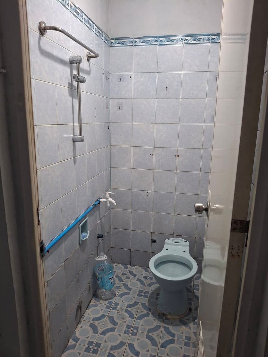 Apartment for rent studio type 3person lang or 4 pwedeng tumira 6k ang upa one month advance 1month... - photo 4