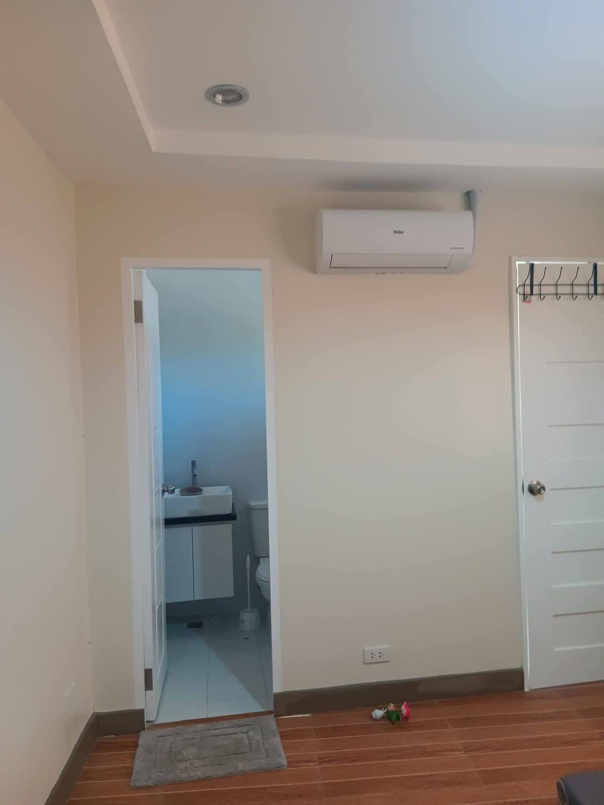 LILOAN Townhouse for RENT - photo 3