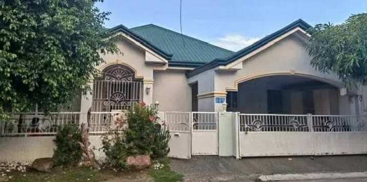 HOUSE FOR RENT IN BF HOMES - photo 2