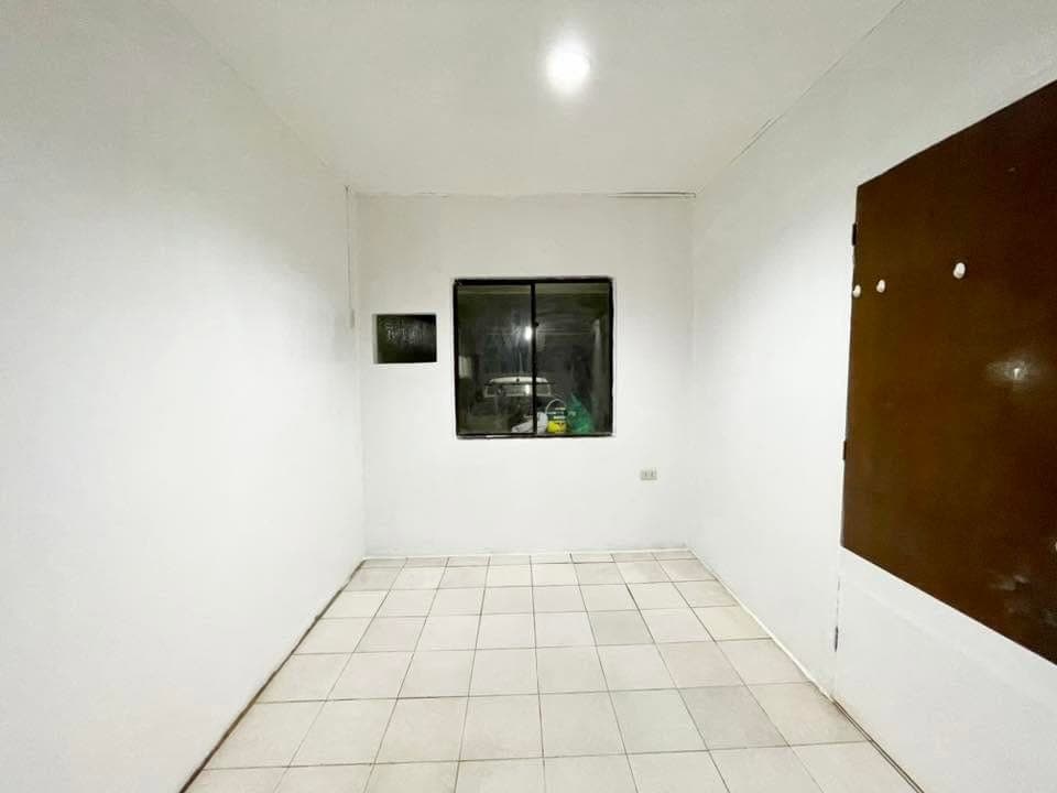 ROOM FOR RENT - LADY BOARDERS ONLY - photo 1
