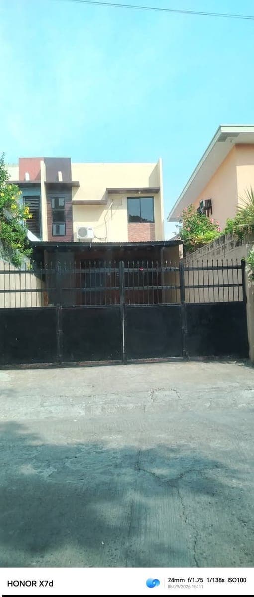 Townhouse for RENT - photo 1