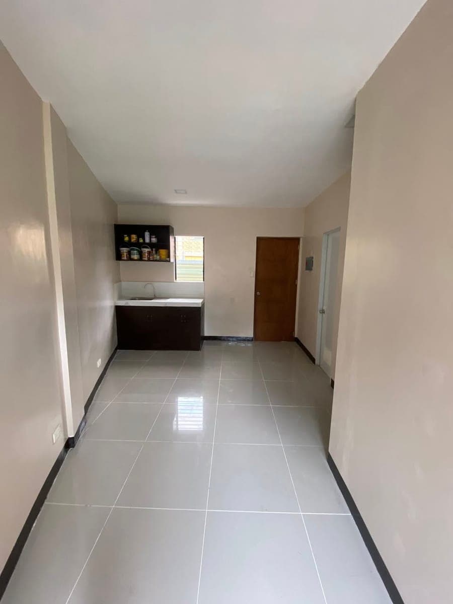 1 Bedroom Apartment for Rent - photo 1