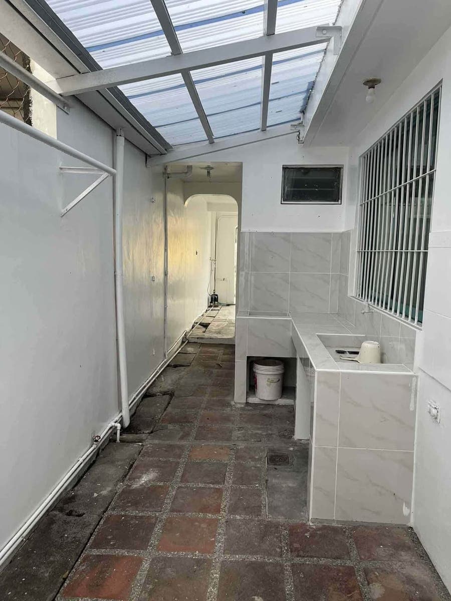 🏠2 Story House For Rent - photo 3