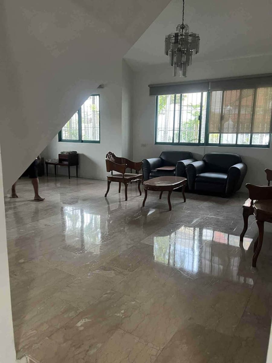 🏠2 Story House For Rent - photo 5