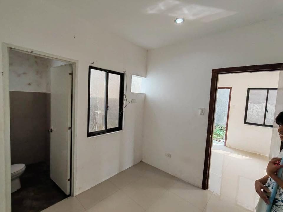 HOUSE FOR RENT – Granada Heights - photo 5