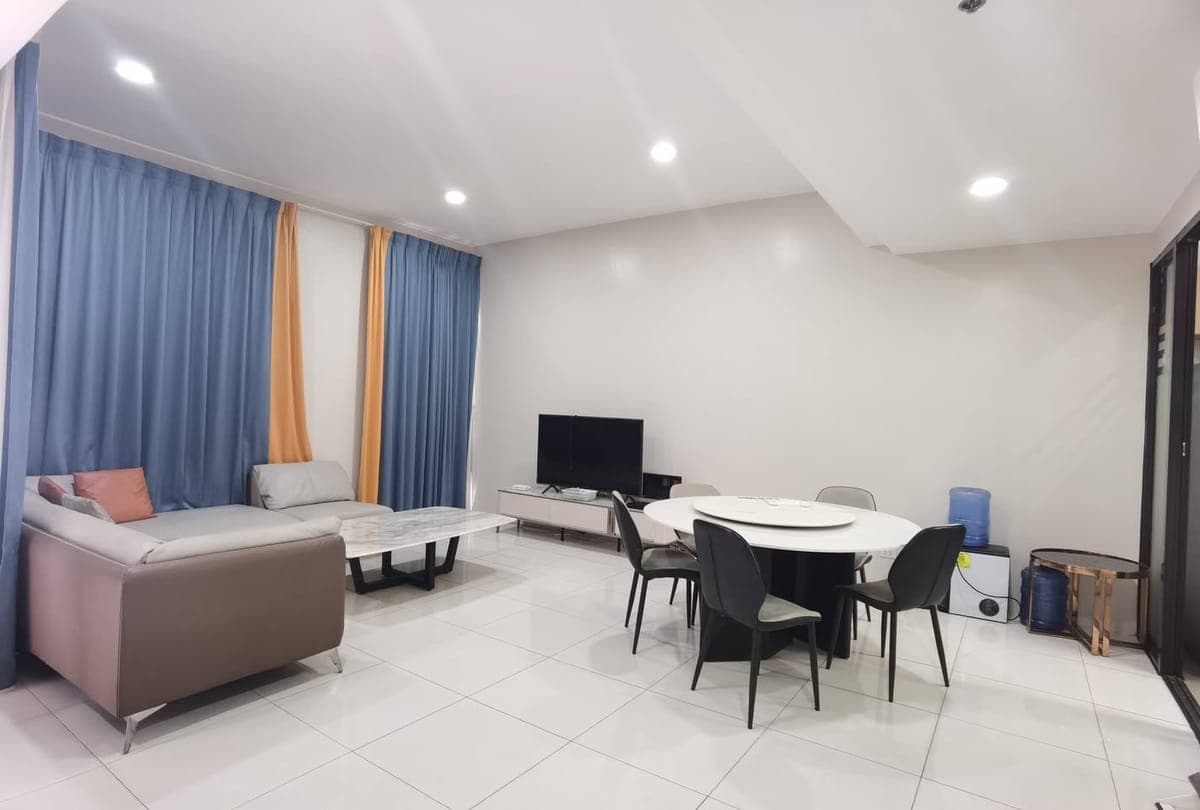 🏠  HOUSE FOR RENT - photo 1