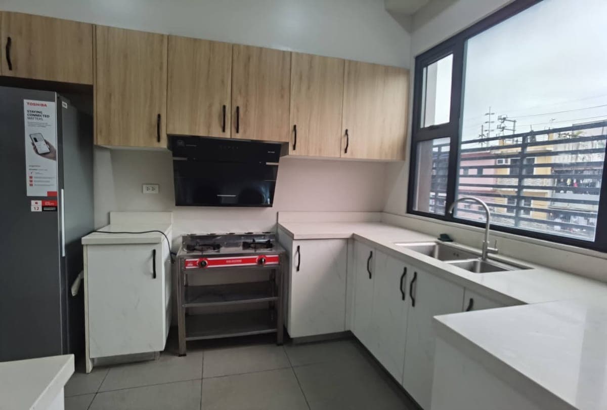 🏠  HOUSE FOR RENT - photo 2