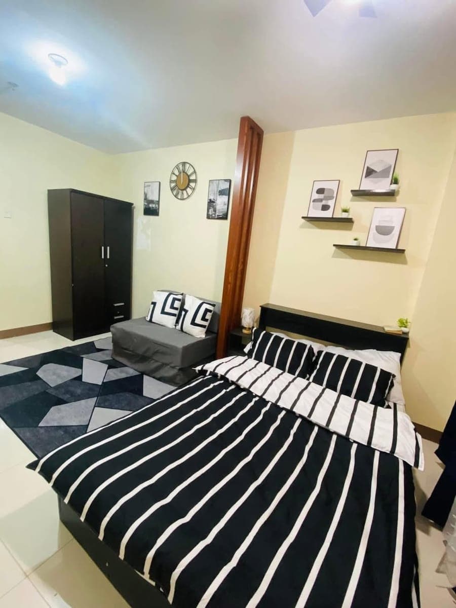 CONDO FOR RENT IN PARANAQUE - photo 1