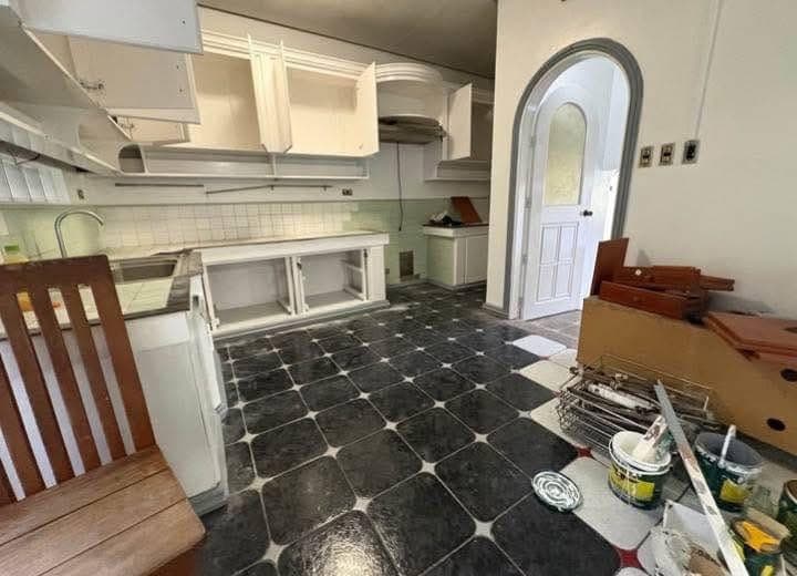 TWO STOREY WITH ATTIC HOUSE FOR RENT - photo 3