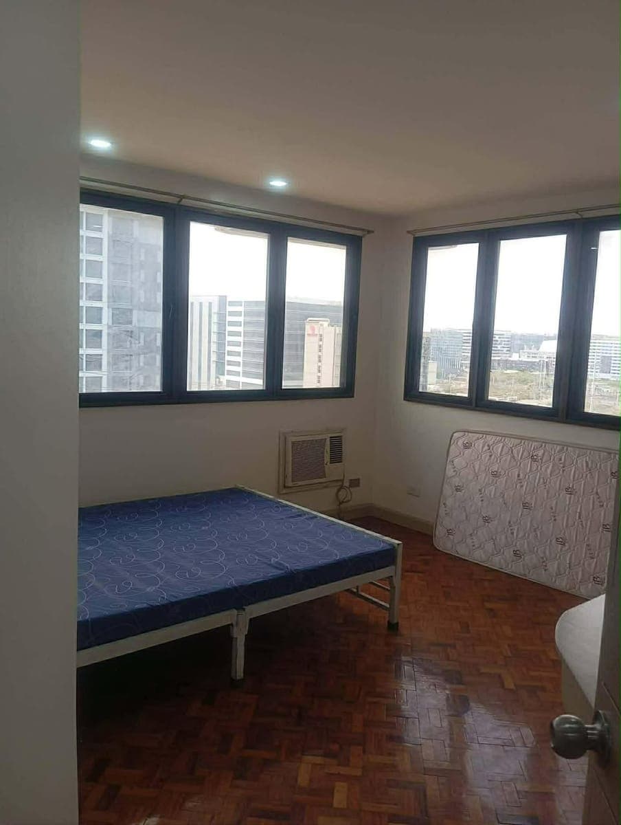FOR RENT - photo 3