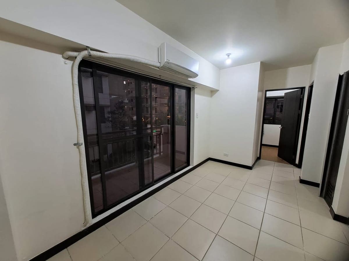 📣 Condo for rent in Paranaque - photo 2