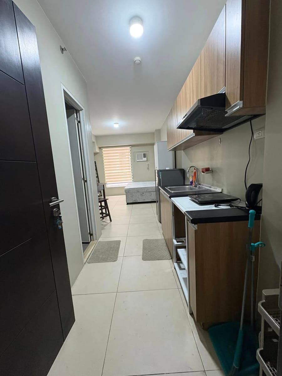 FOR RENT Studio unit  condo near PATTS,MOA & NAIA - photo 3