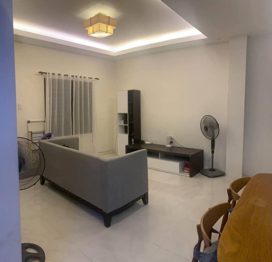 Near NAIA, Schools, Groceries, walking distance to Our Lady of the Rosary Parish, accessible Via C5... - photo 2