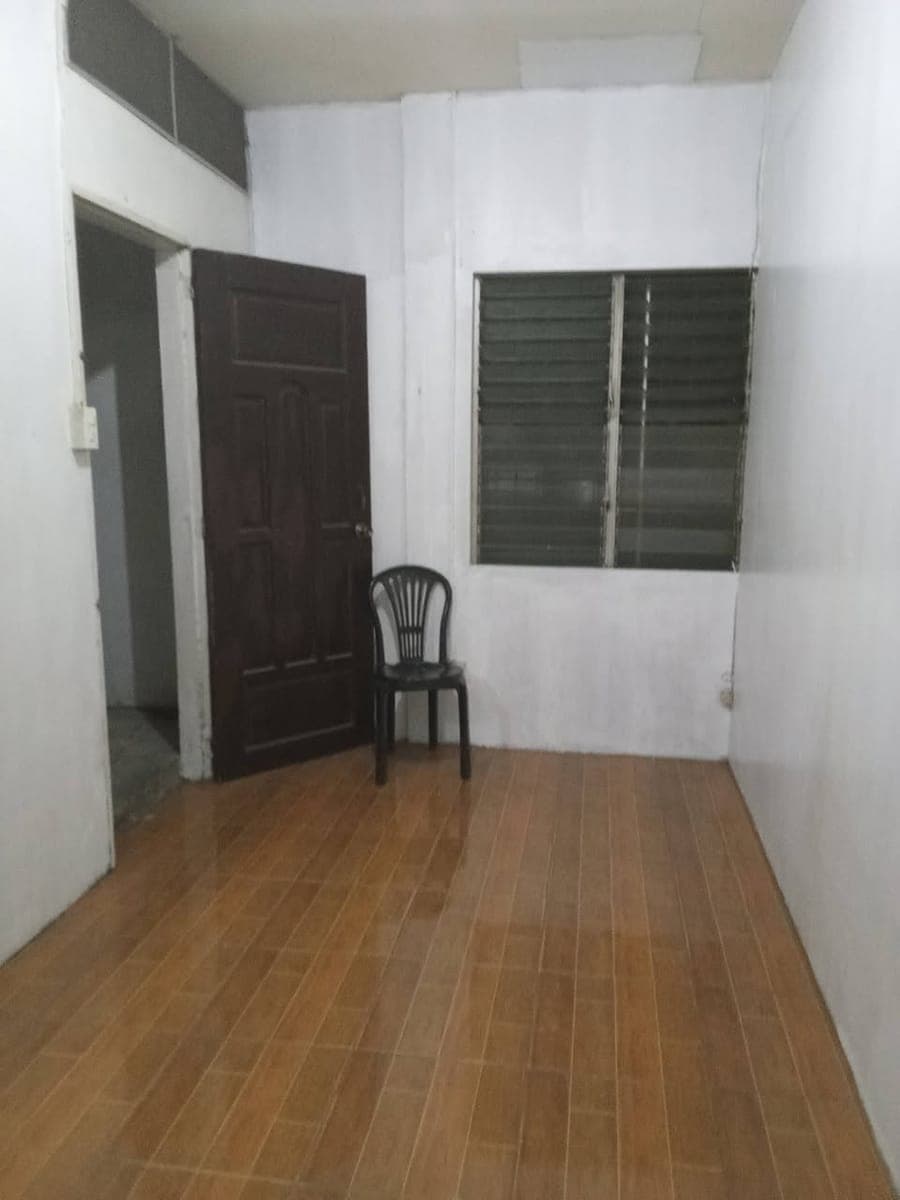 House for rent 2br 2cr near main road 4 min walk to STI - photo 5