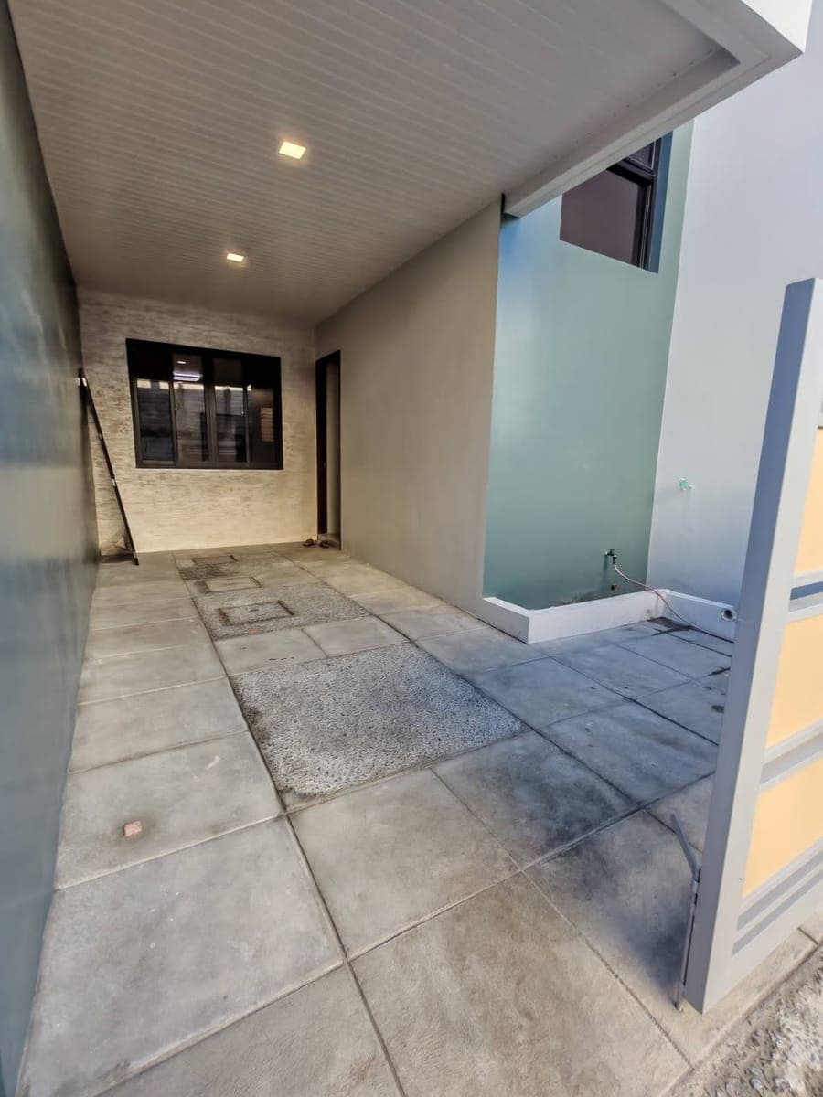 House for rent - photo 1