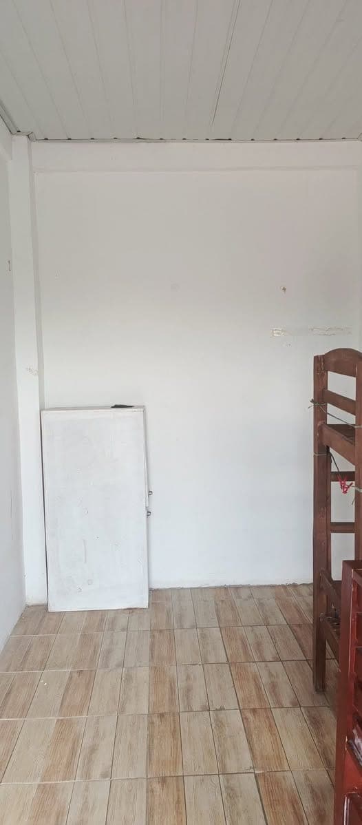 ROOM FOR RENT!!! - photo 2