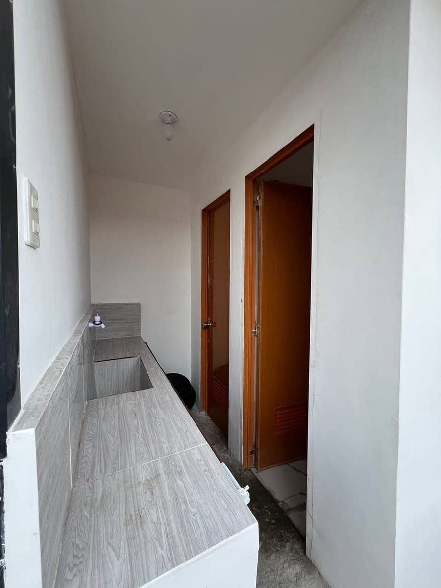 ADVANCE AND DEPOSIT - photo 3