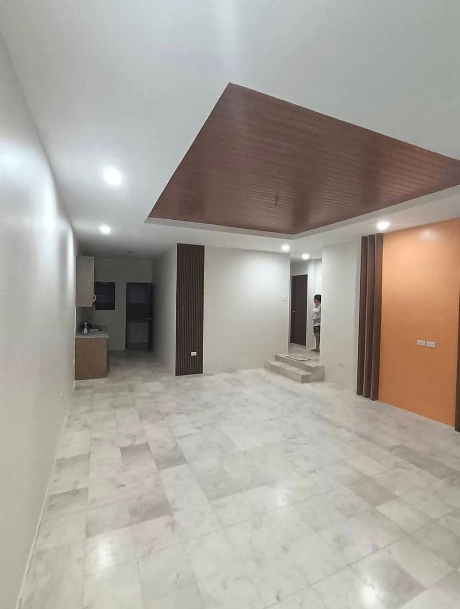 House for rent - photo 2