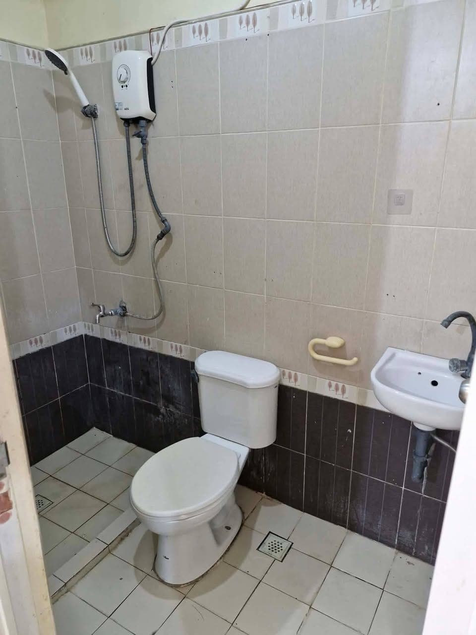 Located at Portville Subd., Brgy. Buaya, New Aviation Road, Lapu-lapu City - photo 4