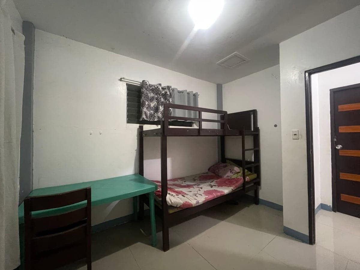 Looking for Boarding House/ Room for Rent? Available Here ⬇️ - photo 1
