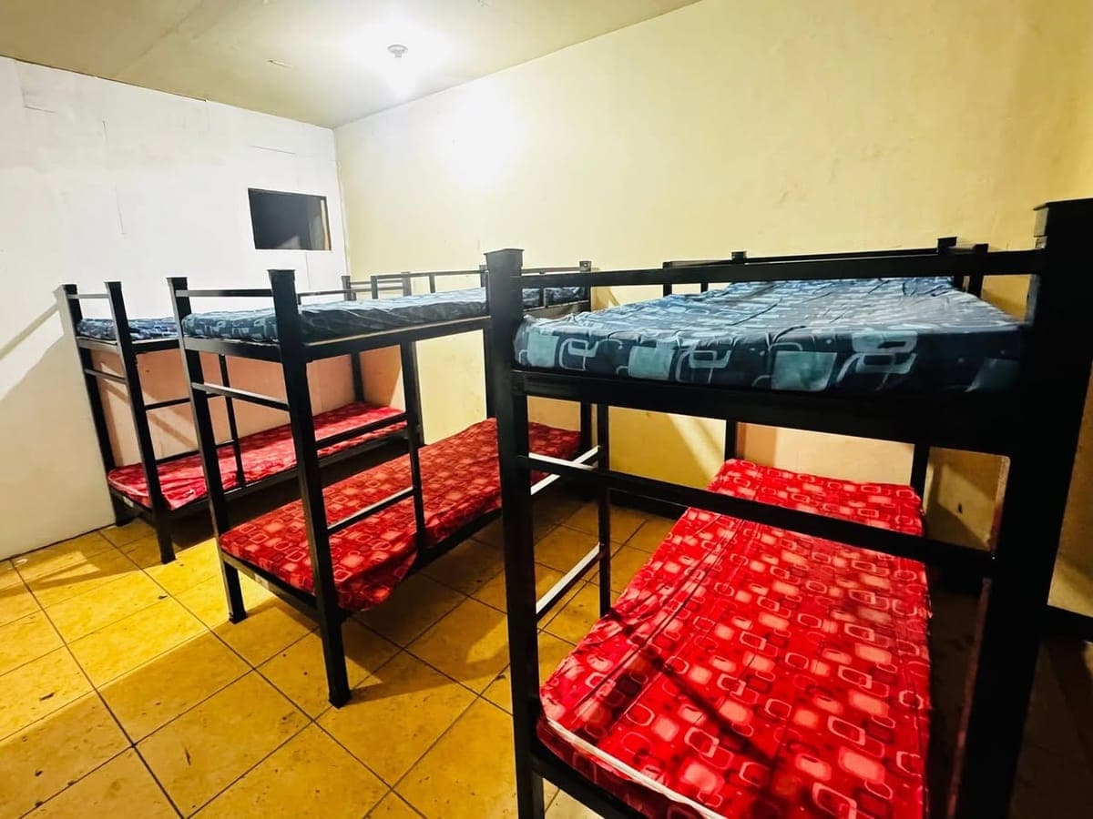 BED SPACE Available for Male and Female - photo 1