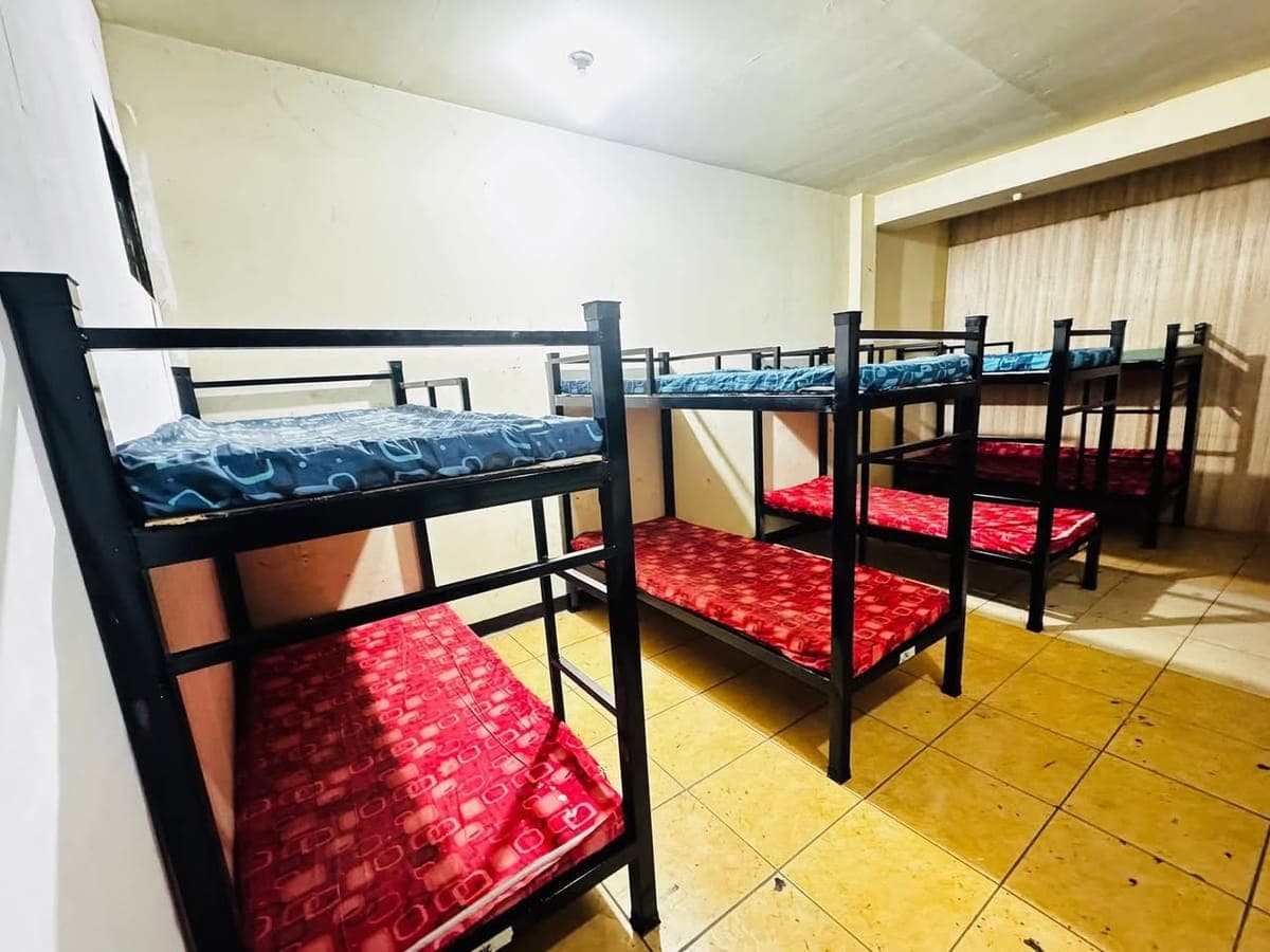 BED SPACE Available for Male and Female - photo 2