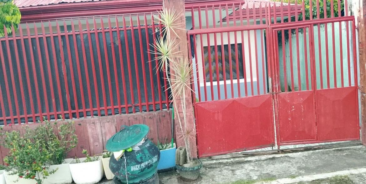 House for rent - photo 1