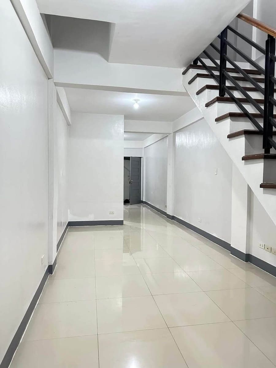 70 sqm TOWN HOUSE FOR RENT IN VALLEY 2, SUCAT PARAÑAQUE - photo 2
