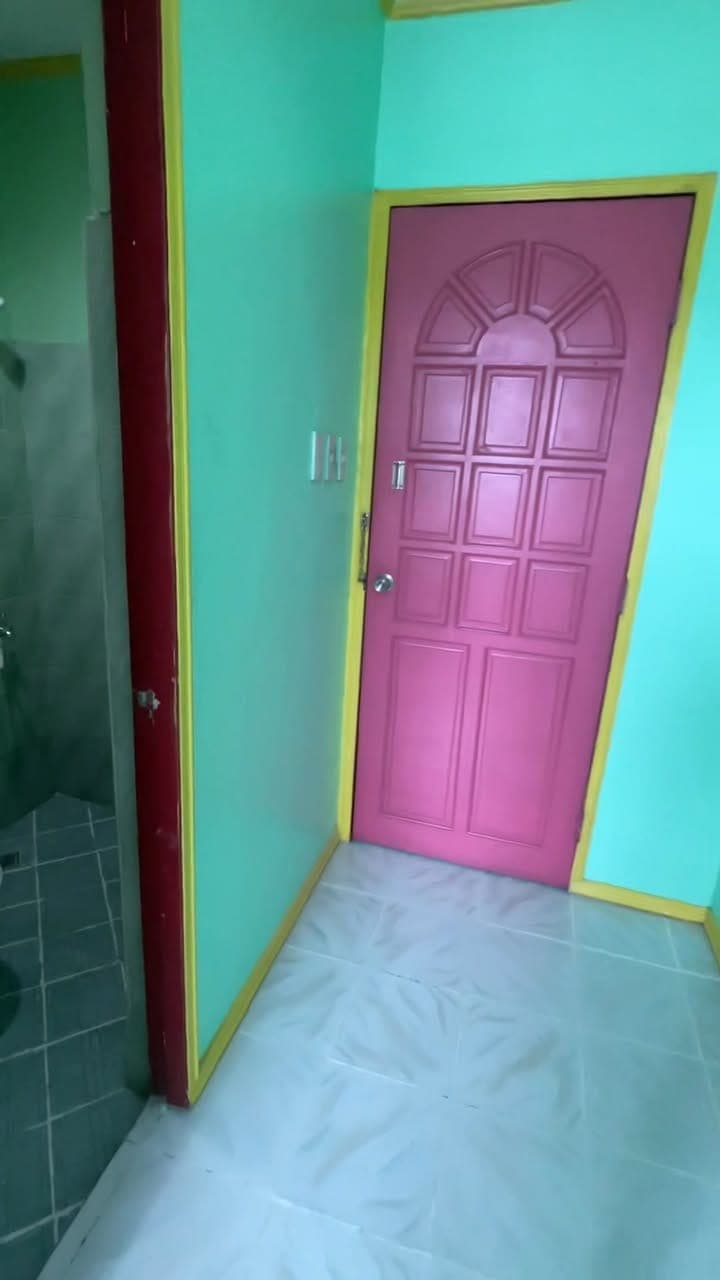 ROOM FOR RENT - photo 1