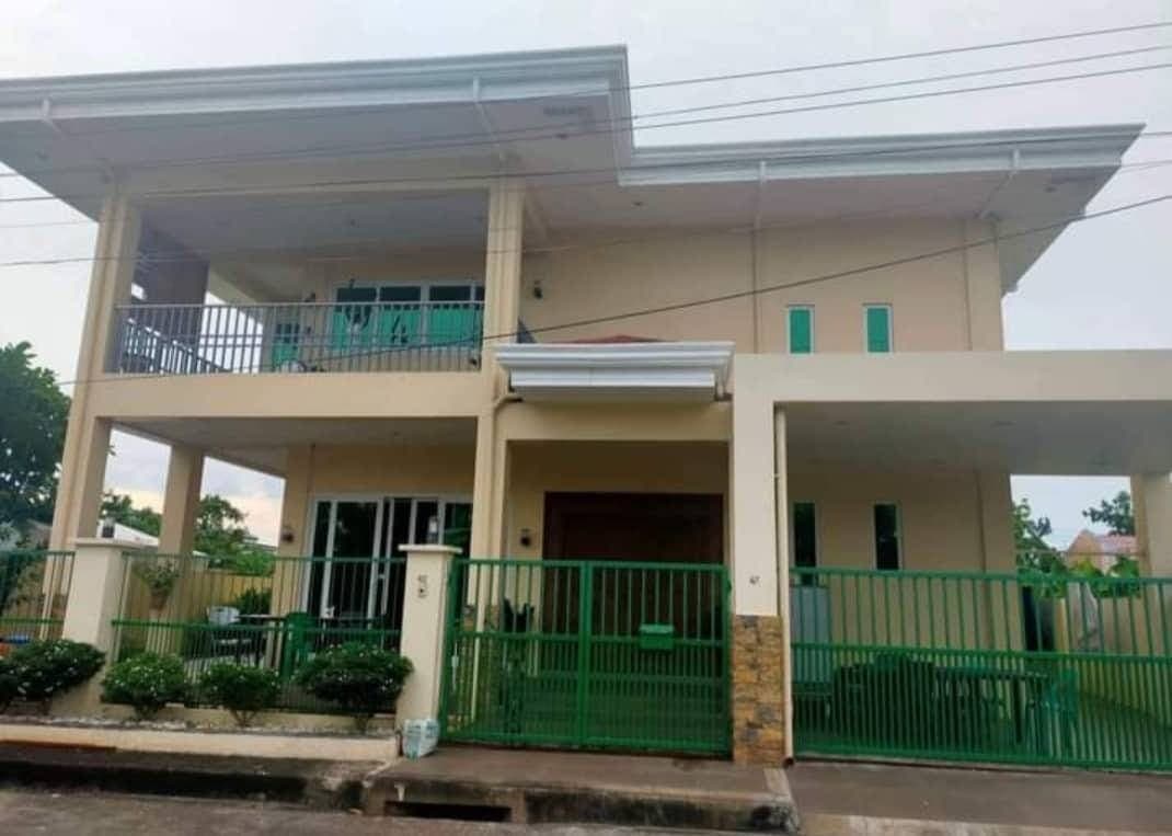 FOR RENT SINGLE DETACHED CORDOVA CEBU - photo 1