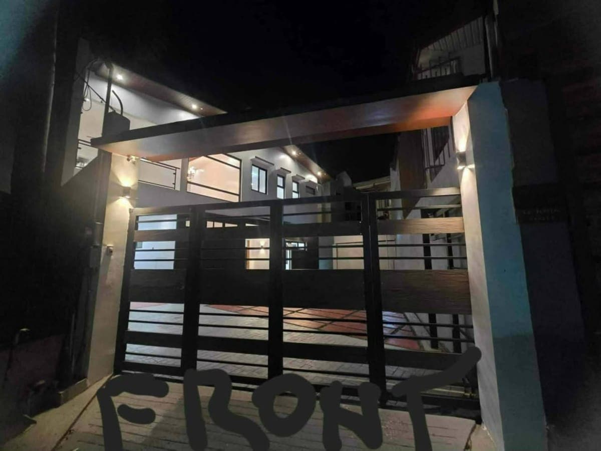 HOUSE FOR RENT/SALE - photo 1