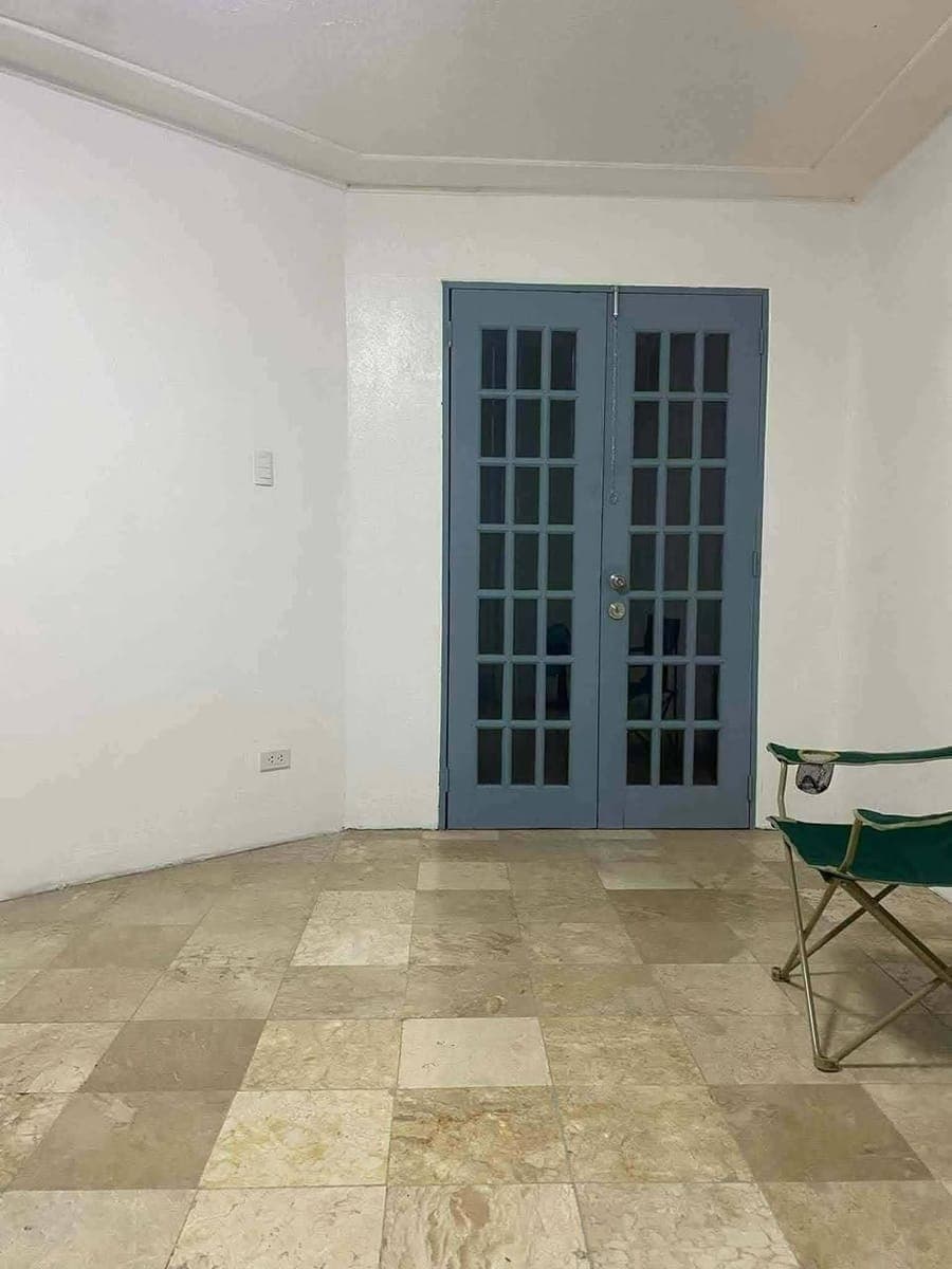 HOUSE FOR RENT - photo 5