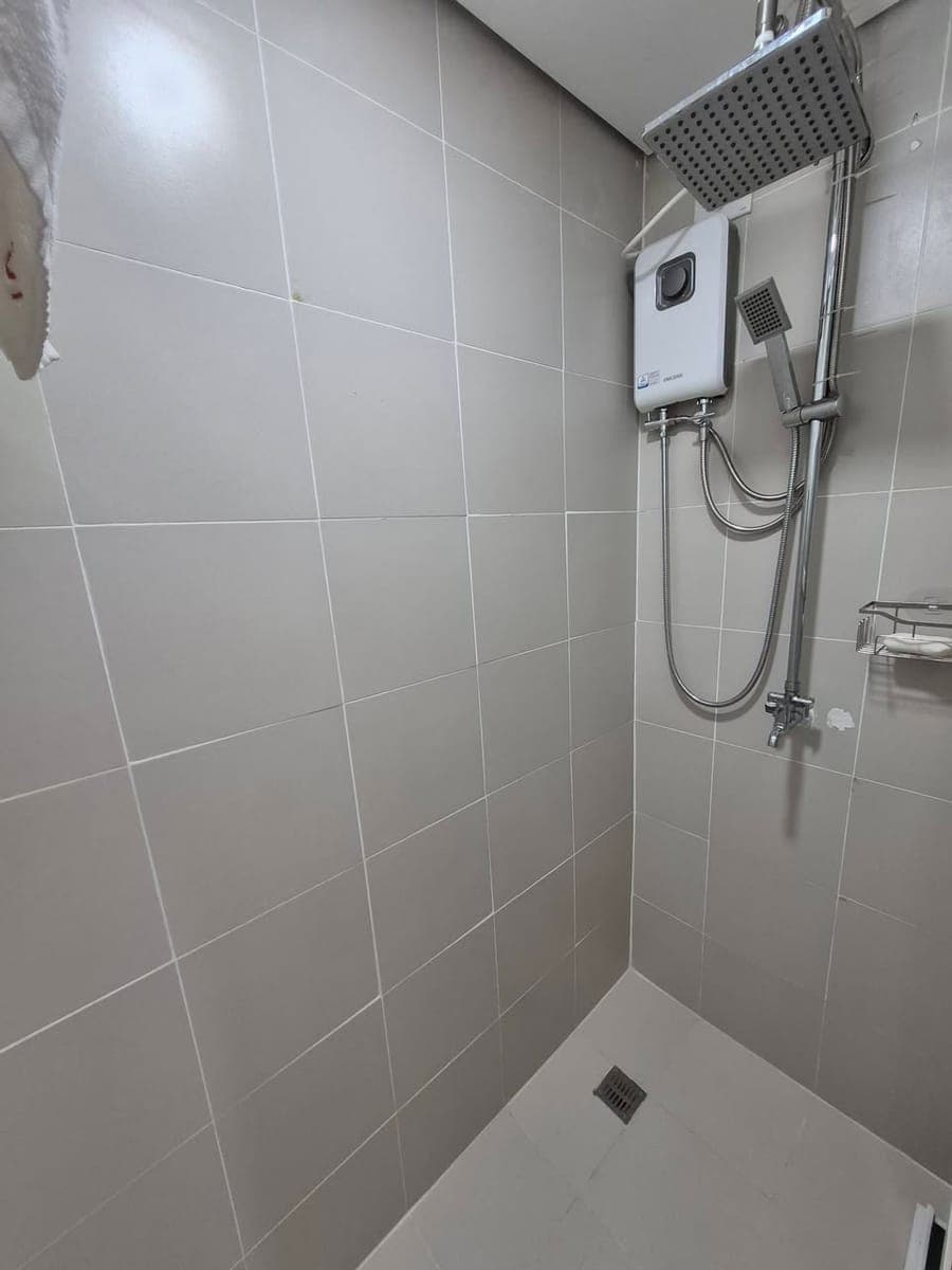 FULLY FURNISHED CONDO FOR RENT NEAR AIRPORT - photo 5