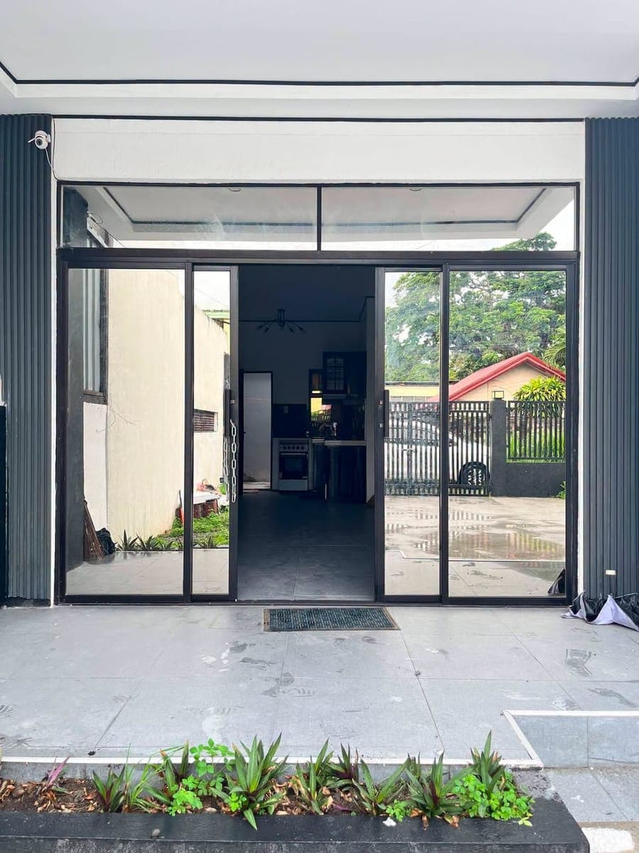 I am currently offering a house for rent. 🏡 Interested parties may inquire for further details. 📧 - photo 2