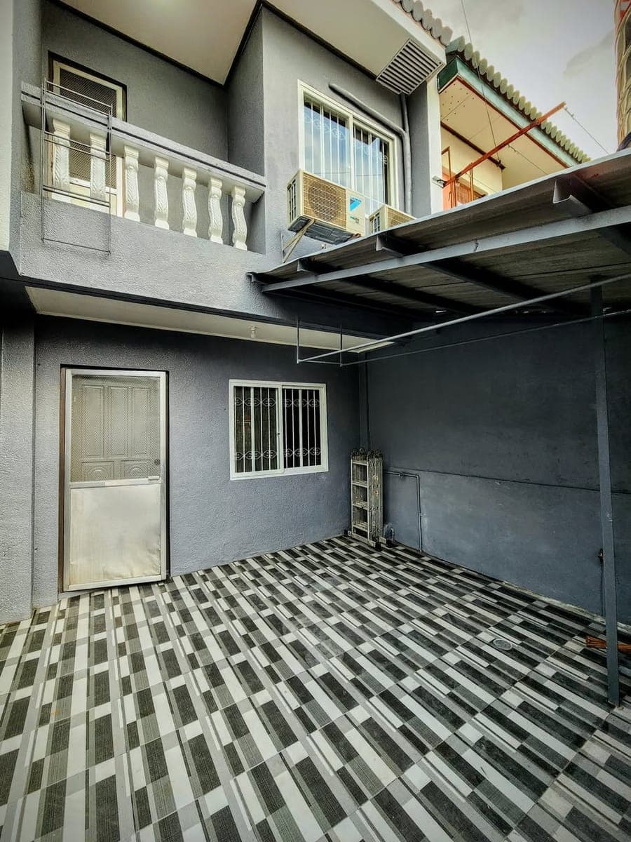House for Rent - photo 2