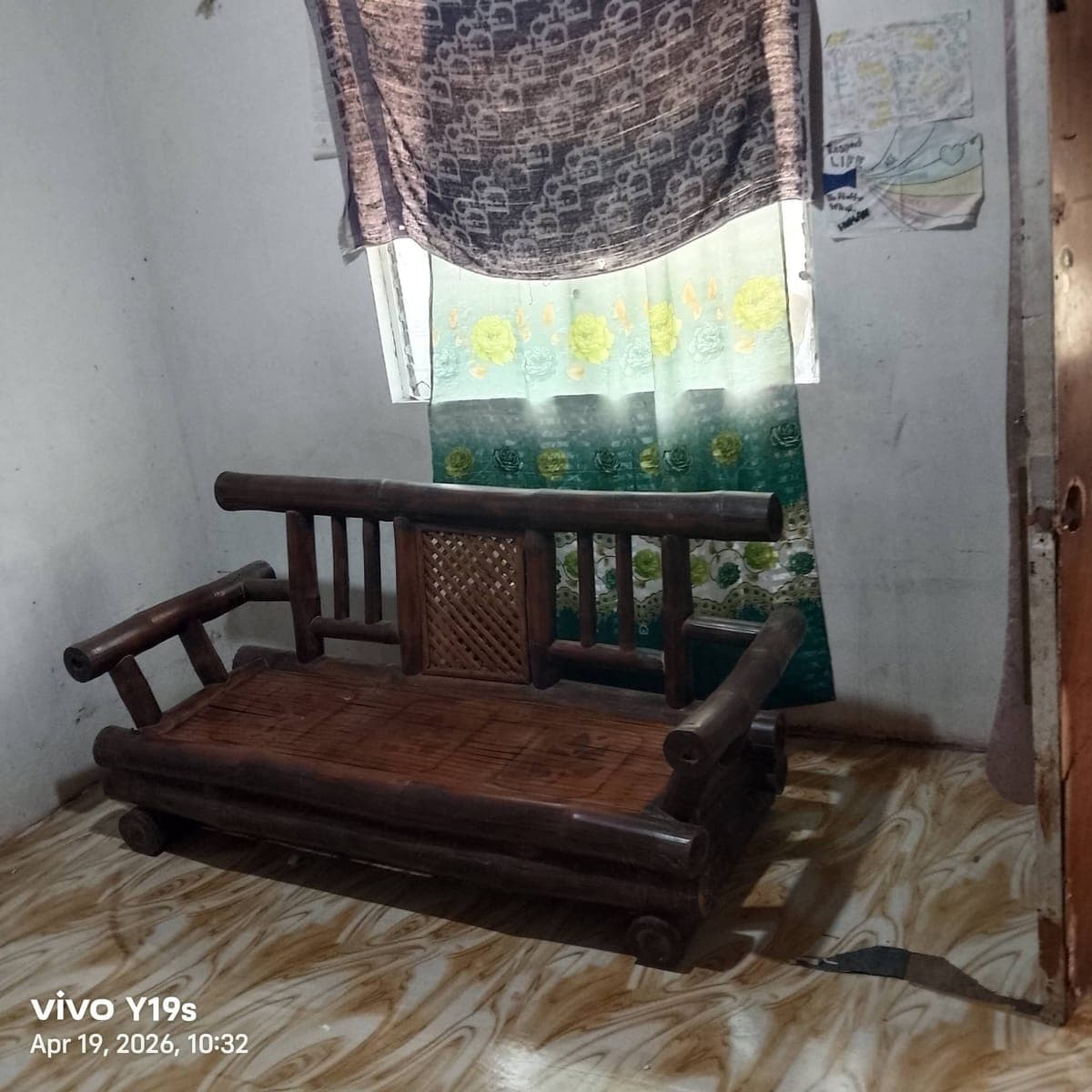 House for rent Brgy Bata lapit Brgy hall  1 room only - photo 3