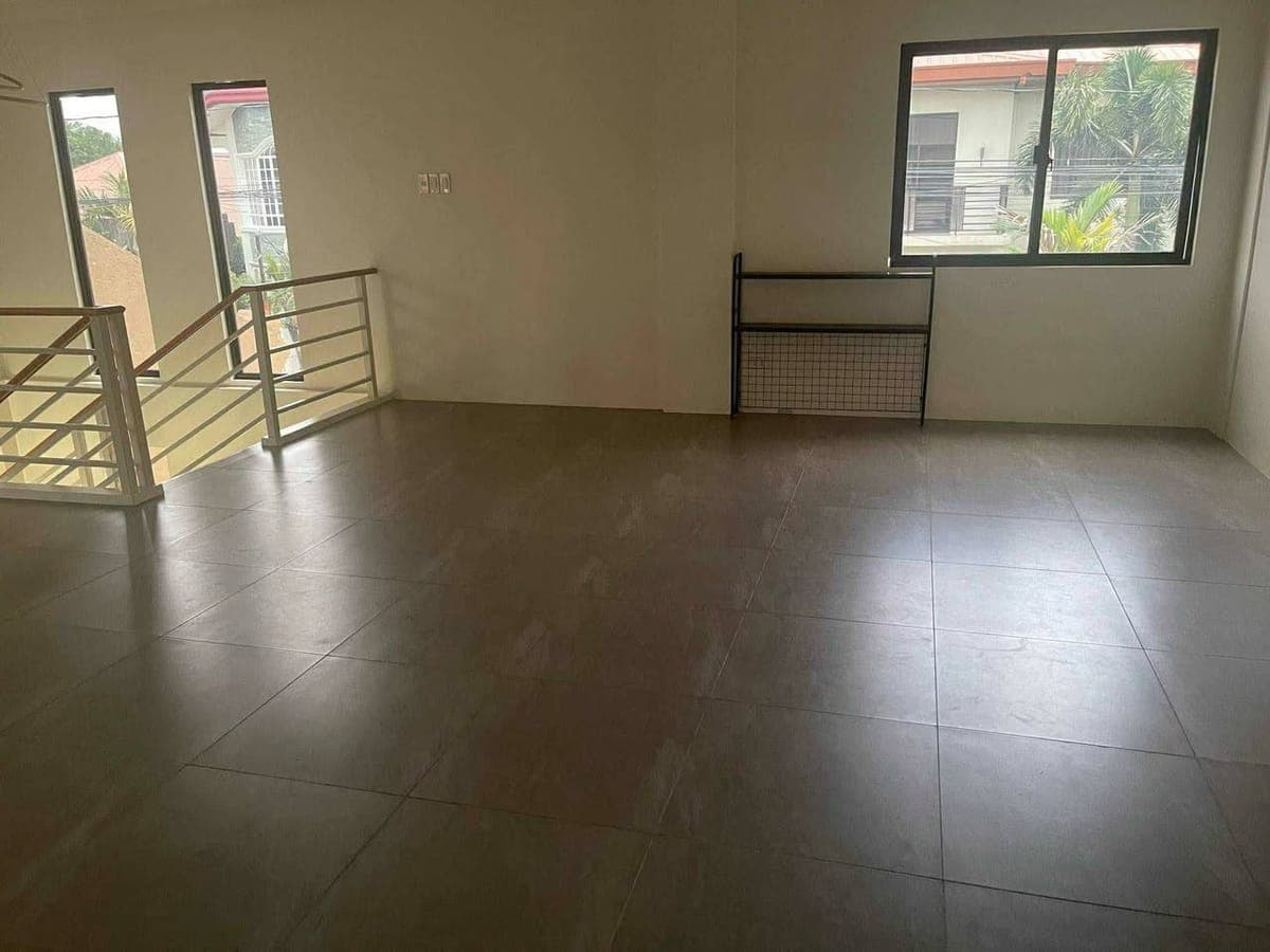 Two Storey Modern House For Rent - photo 5