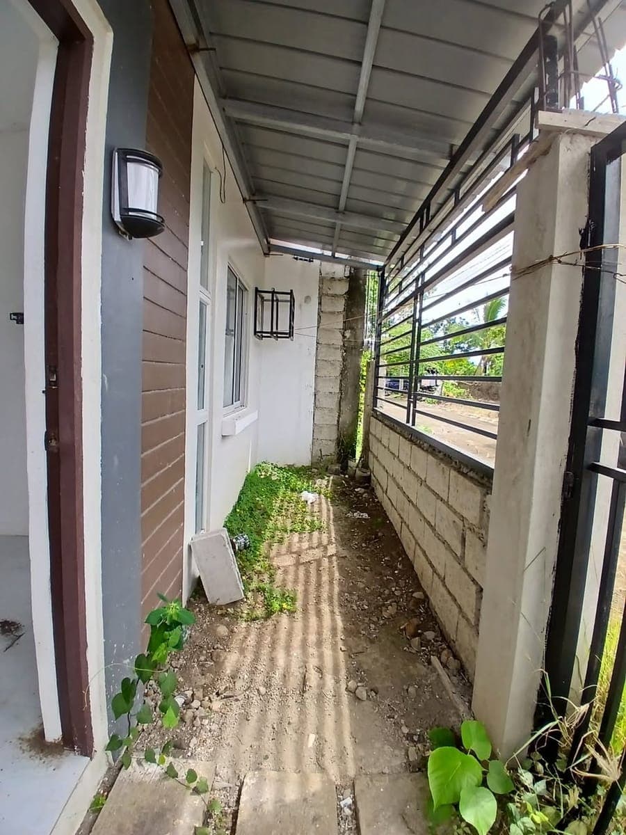 Skip the bank processing stress! This property is already bank financed and ready for a new owner. L... - photo 4