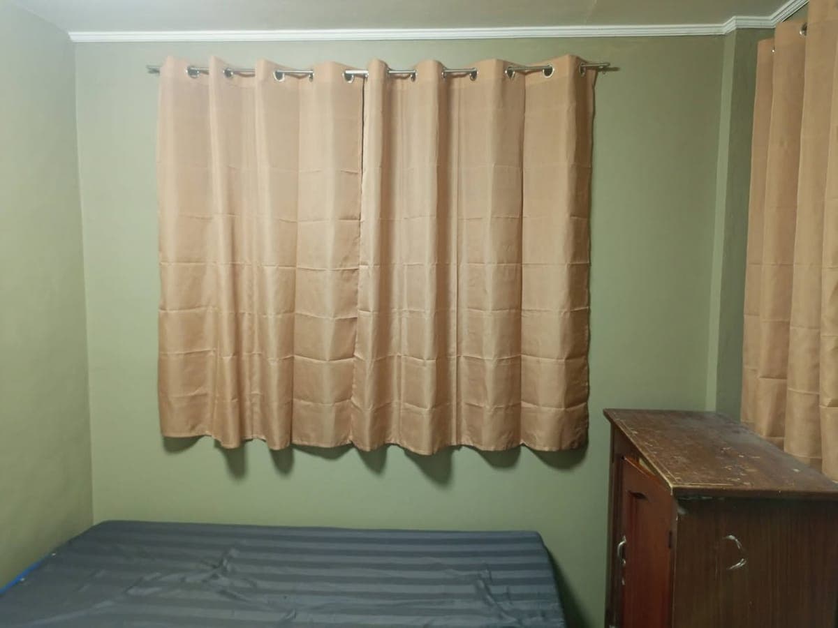 Furnished aircon room for rent, own cr and mini kitchen, bed with foam, table, cabinet, chair, mirro... - photo 2