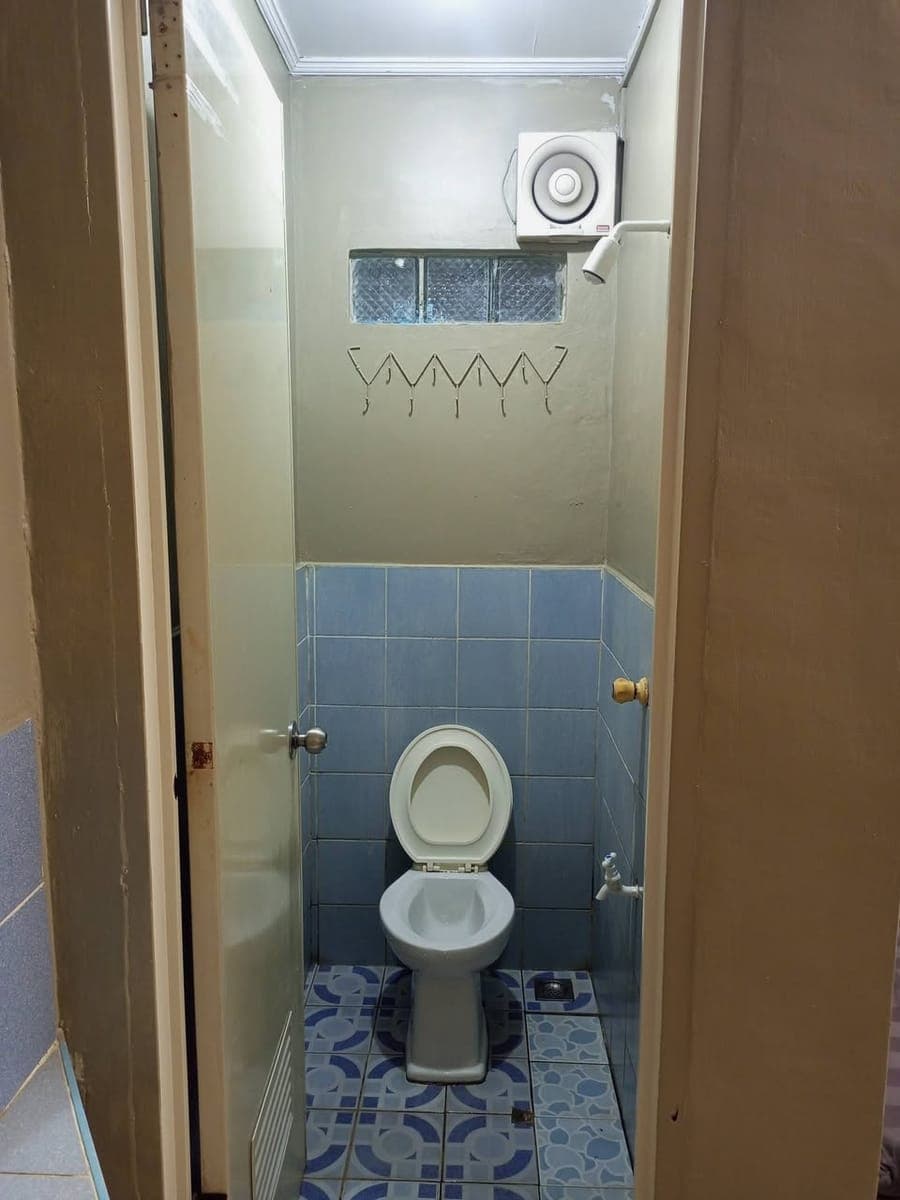 Furnished aircon room for rent, own cr and mini kitchen, bed with foam, table, cabinet, chair, mirro... - photo 5