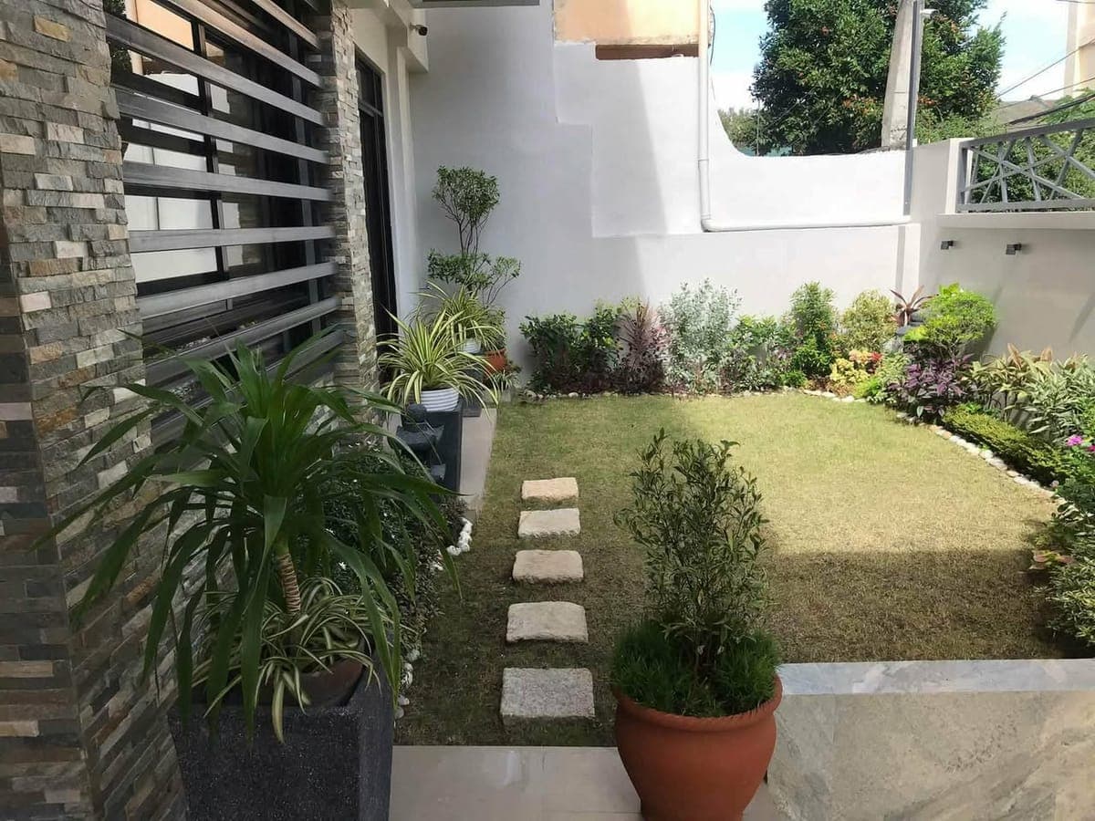 HOUSE FOR RENT - photo 2