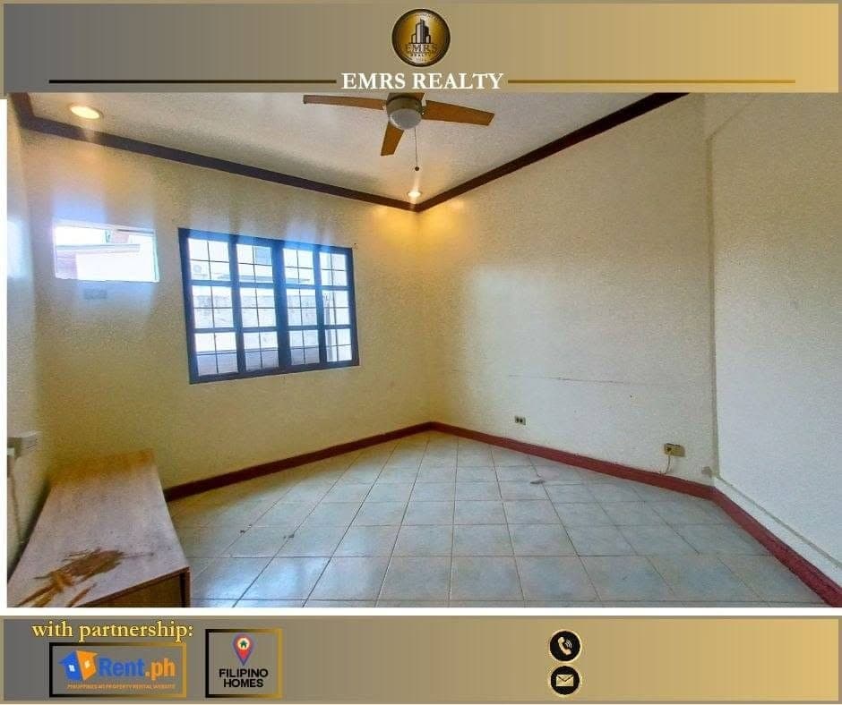 For Rent‼️House and Lot Merville Park Parañaque* - photo 1