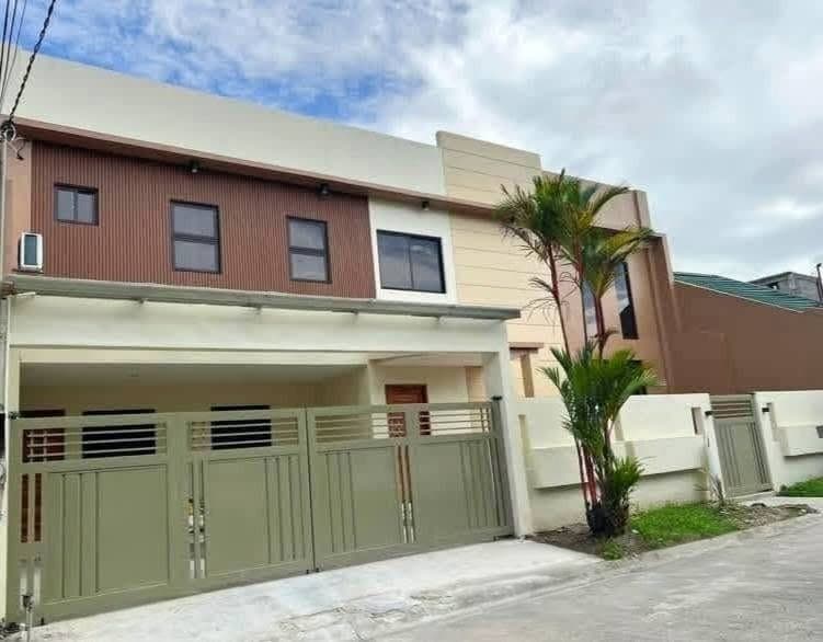 Two Storey Modern House For Rent - photo 1