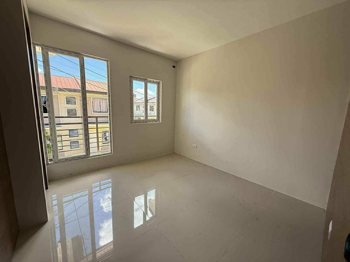 BRANDNEW HOUSE FOR RENT!!! 🏠 - photo 2