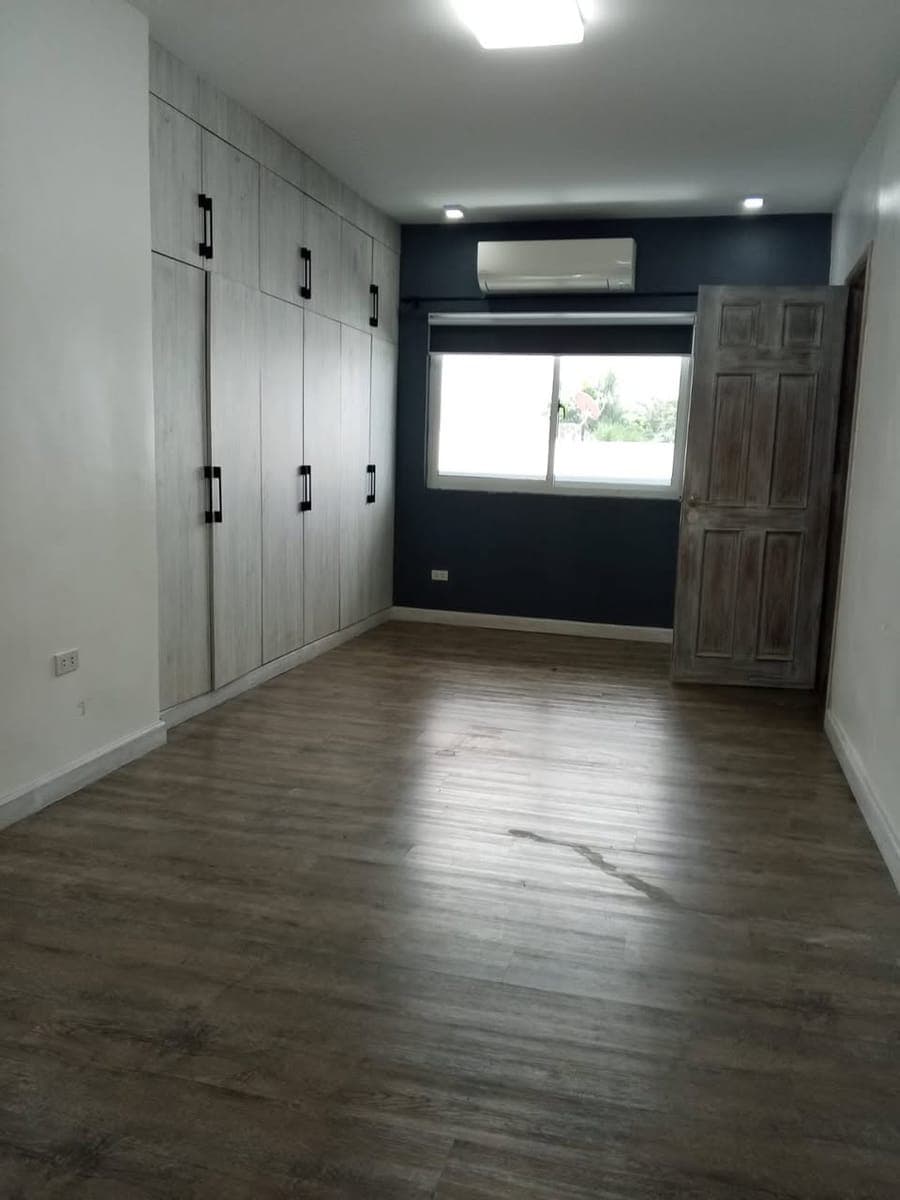 Merville House For Rent Sprawling Two Storey - photo 4